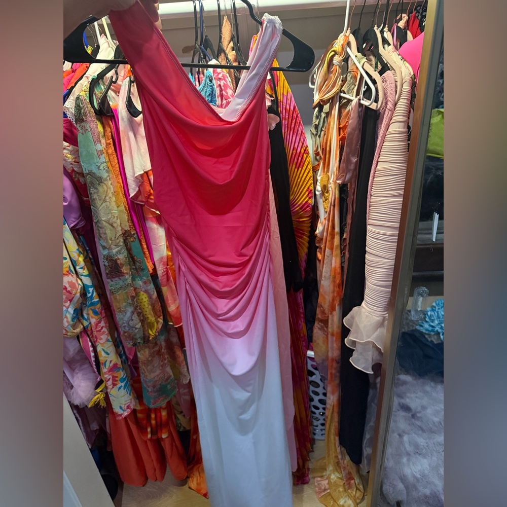 Pink and White  Dress/ stretchy NEW